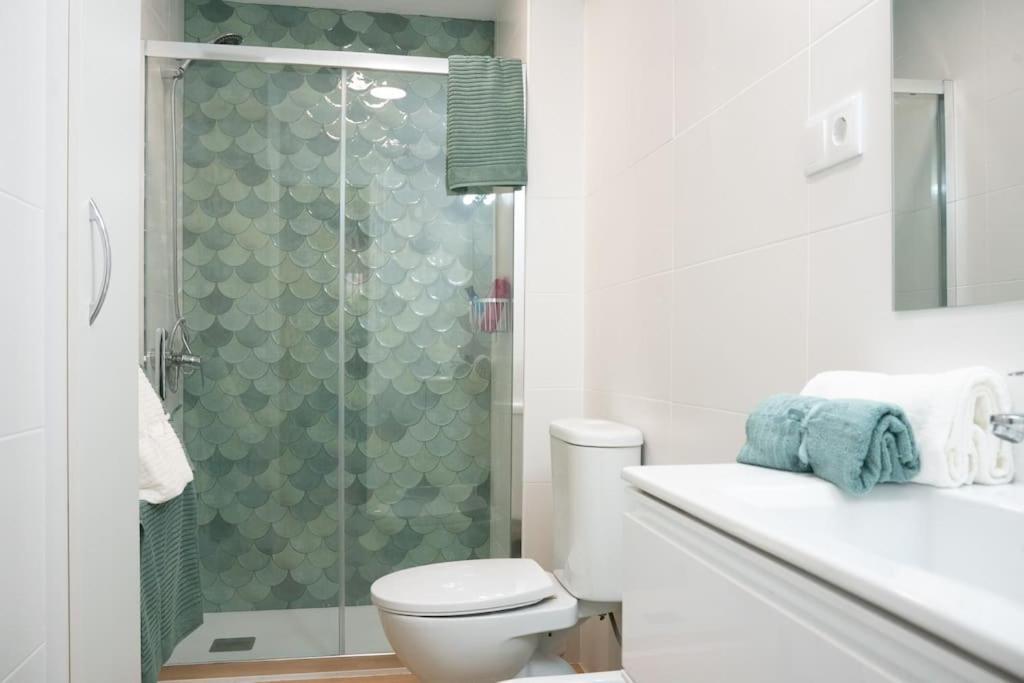 Apartamentos Alfaqueque B Seville Exterior photo